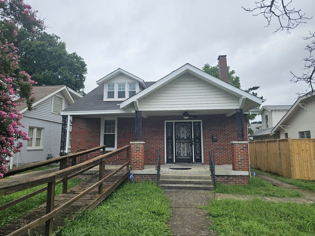 902 Bradford Ave, Nashville