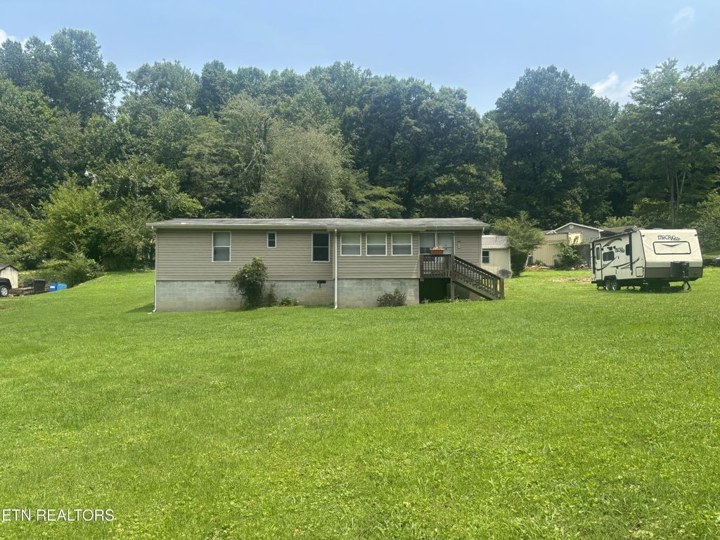 255 Henderson Hollow Rd, Knoxville