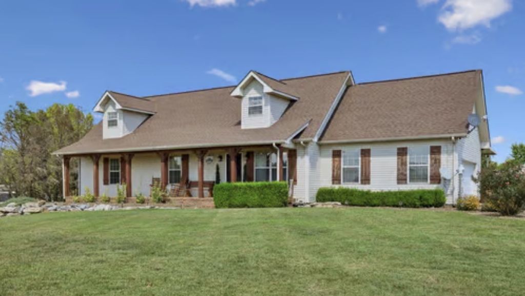 9949 Midland Rd, Bell Buckle