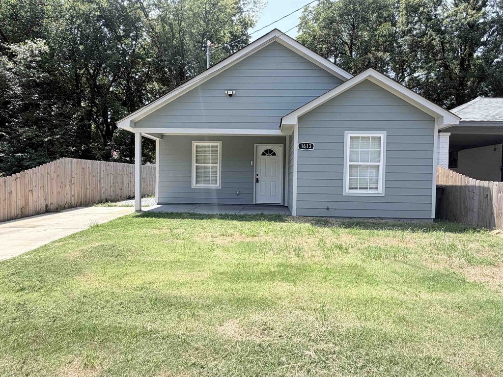 1613 Locust St, Memphis