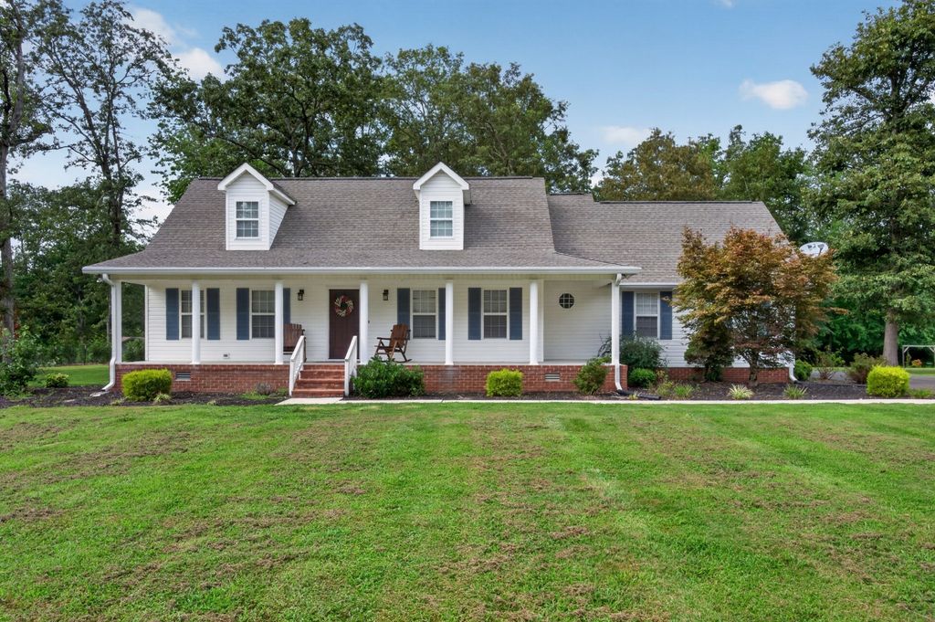 258 Oak Place Dr, Smithville