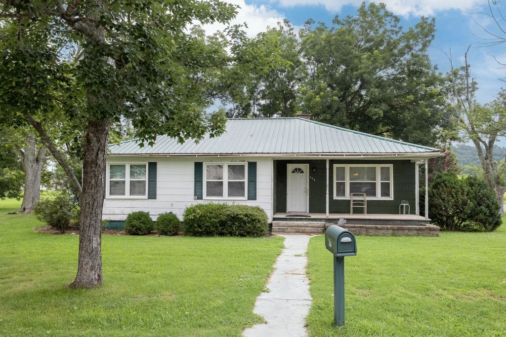 469 Cash Street, Spring City
