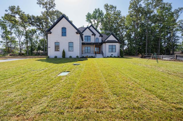 2 Delzotto Drive, Murfreesboro
