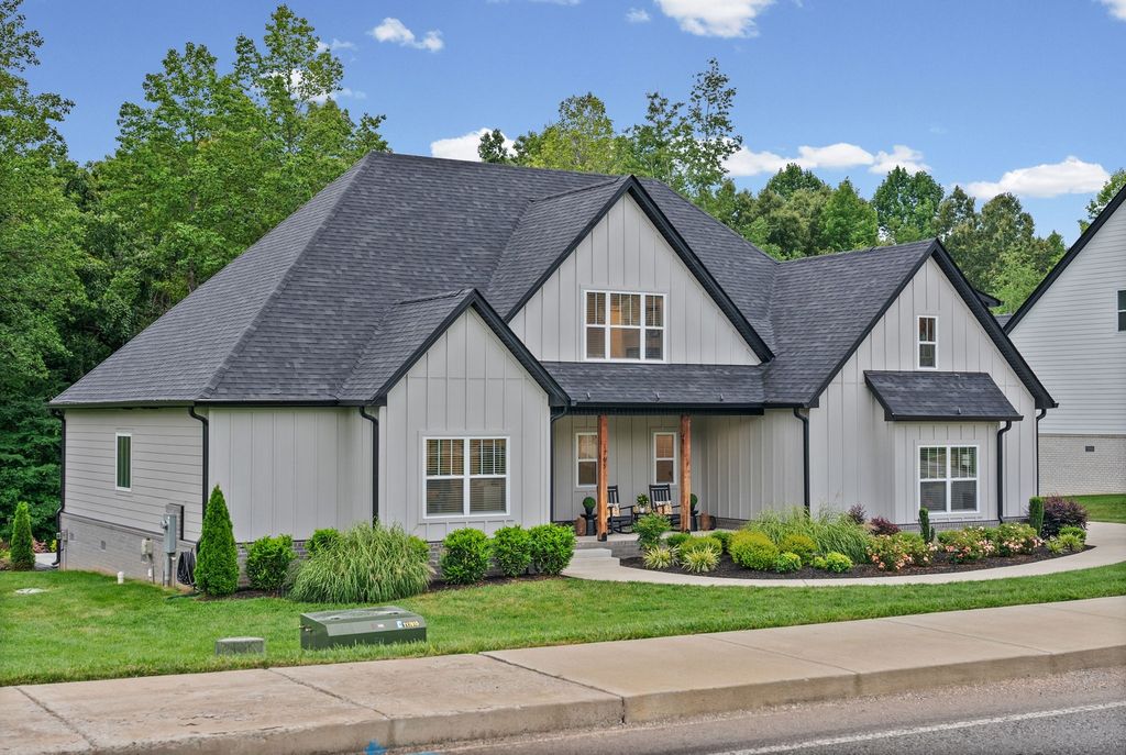 1765 Powell Rd, Clarksville