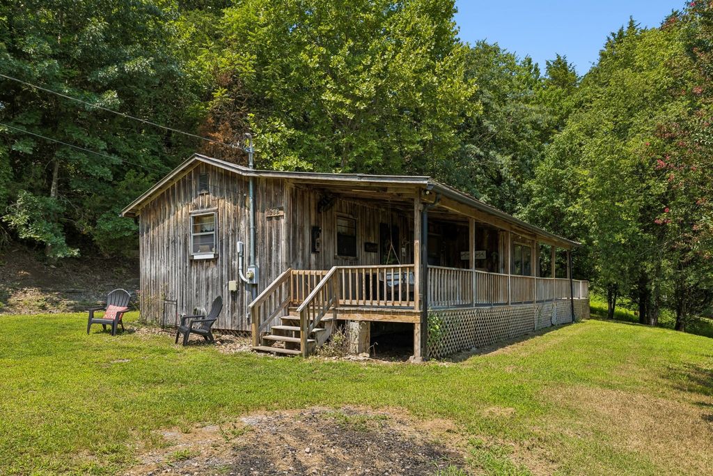 238 Rarick Ln, Gainesboro