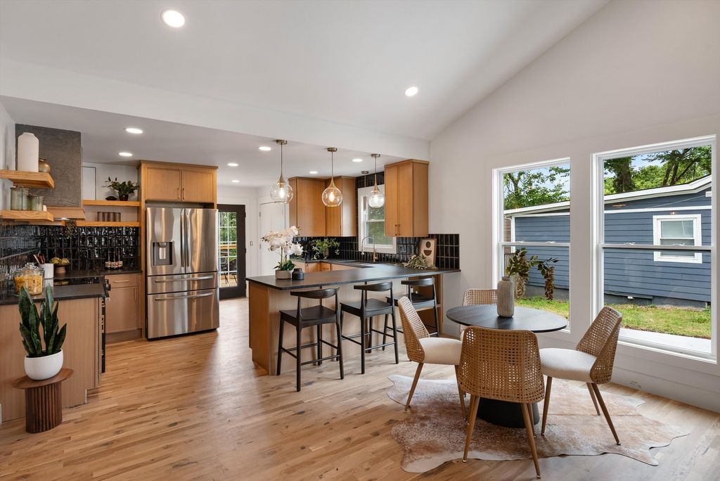 3036 Hillside Rd, Nashville