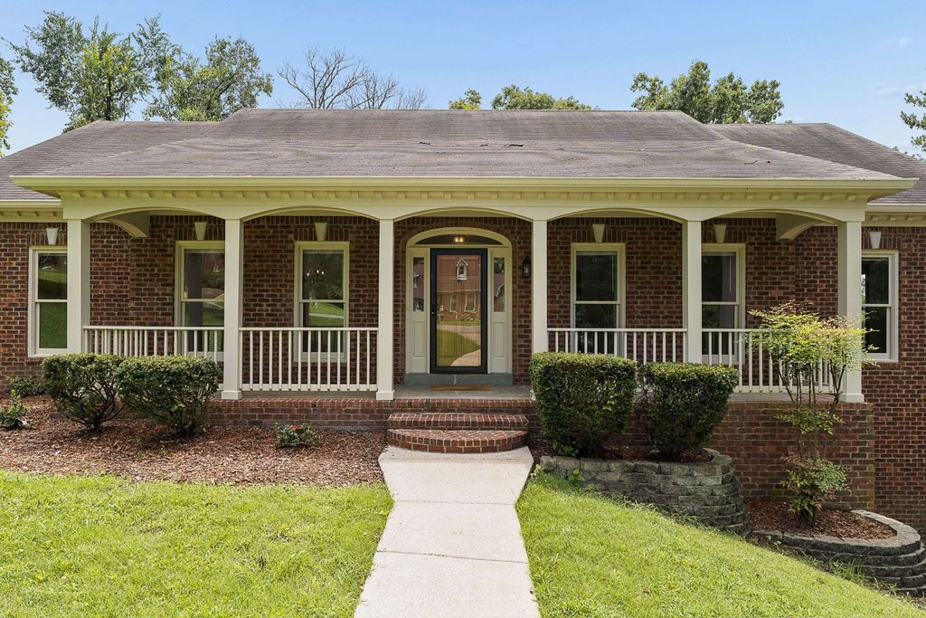 1133 Oak Creek Dr, Nolensville