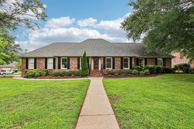 718 Palisade Dr, Murfreesboro