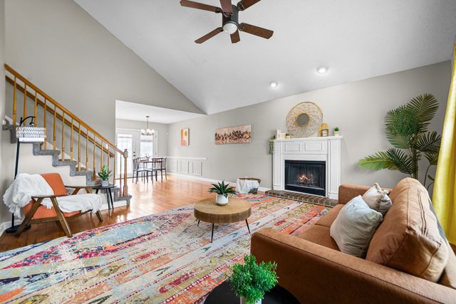 1226 Cobblestone Ln, Clarksville