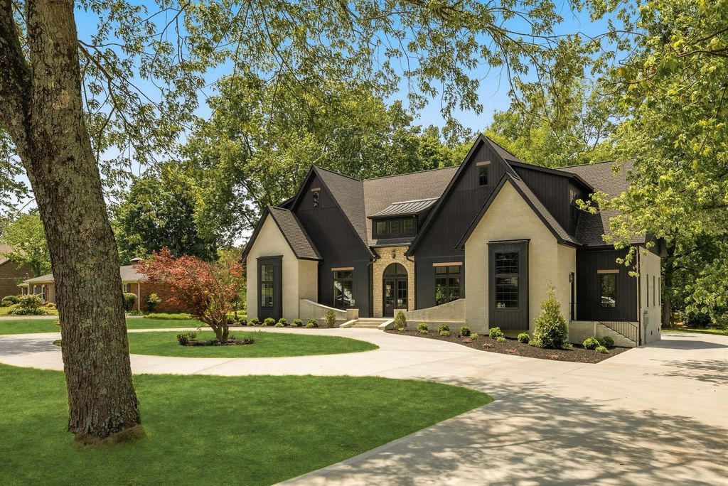 1415 Parker Pl, Brentwood