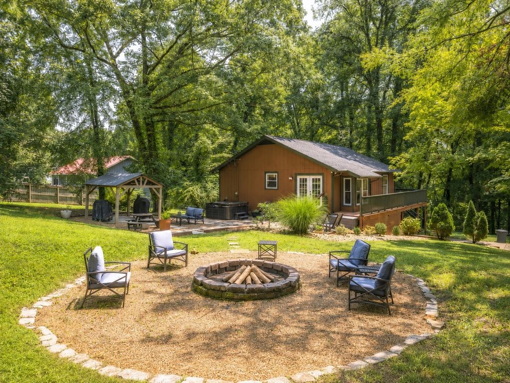 1036 Street Rd, Kingston Springs
