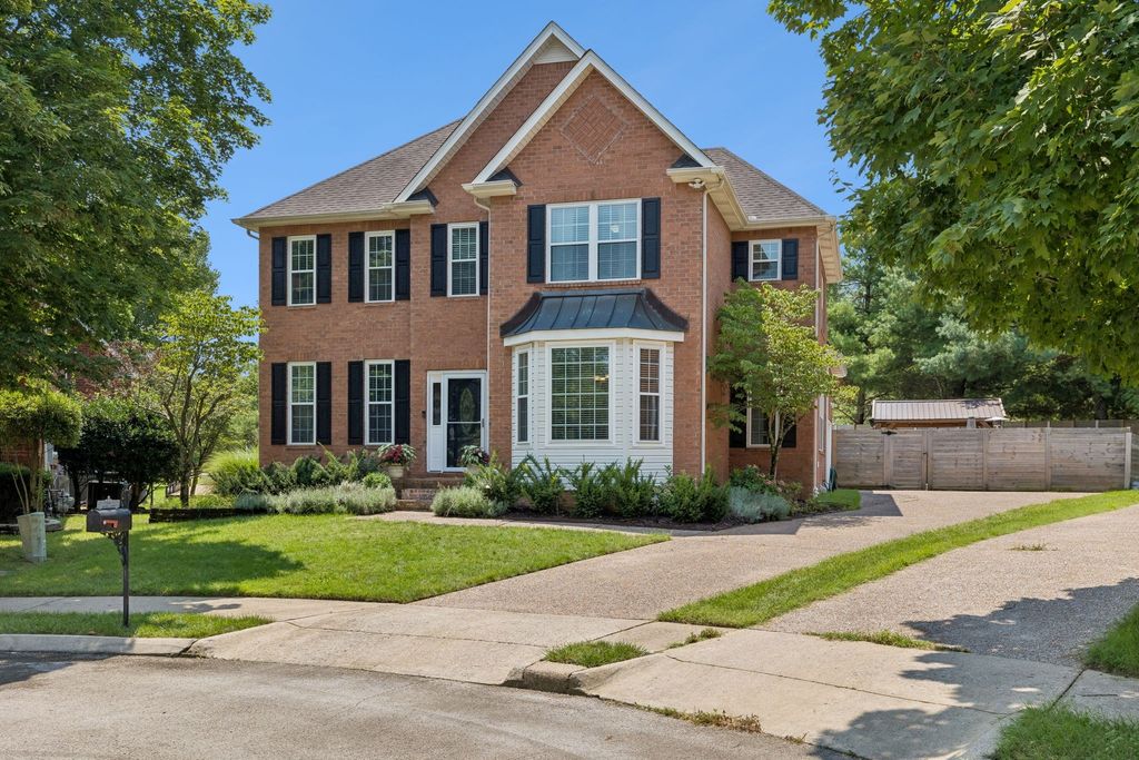 505 Falkirk Ct, Franklin