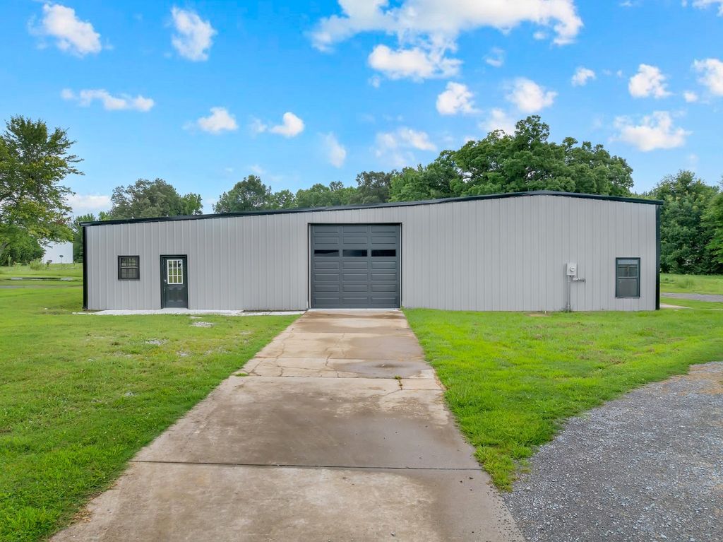 30 Arbor Ln, Tullahoma