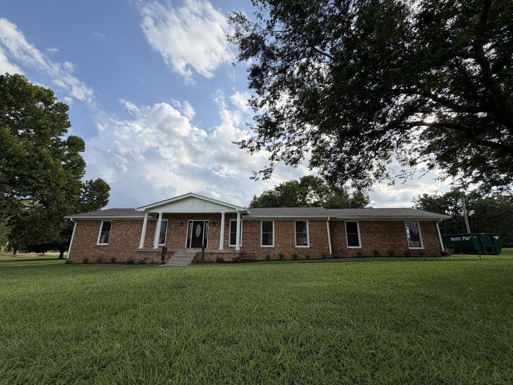 920 Coles Ferry Pike, Lebanon
