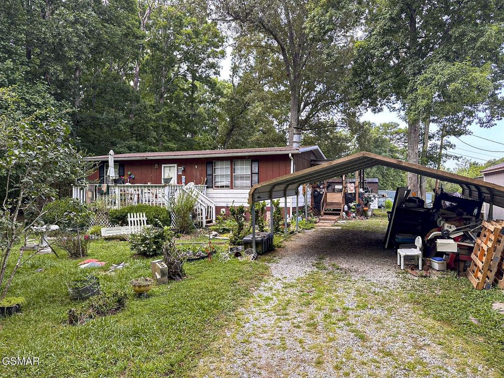 2120 Cox Road, Dandridge