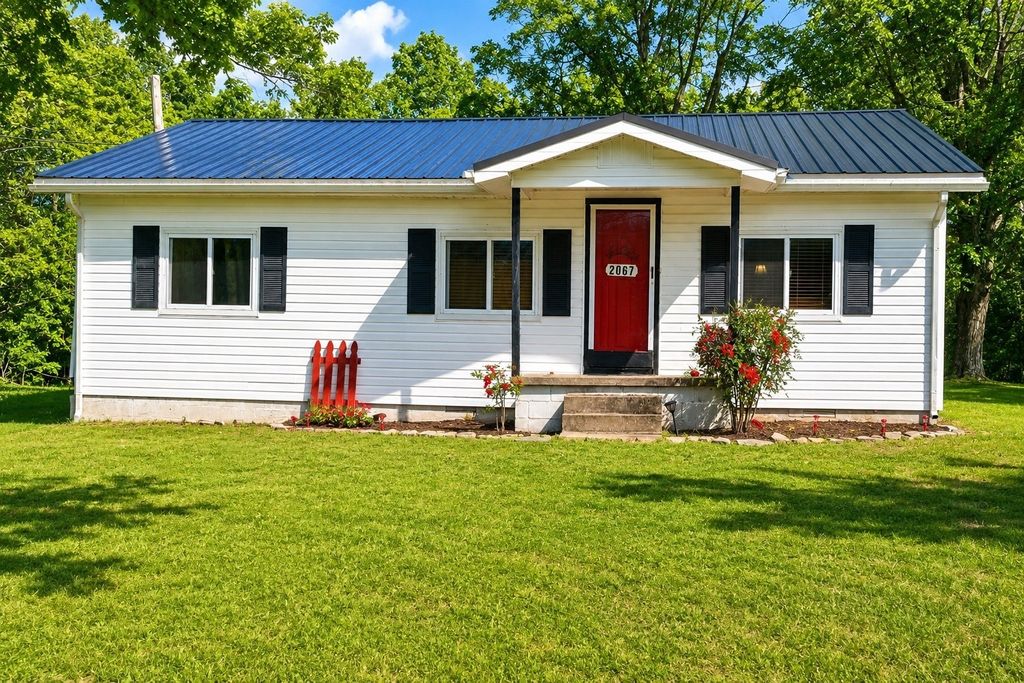 2067 Oak Grove Rd, Goodspring