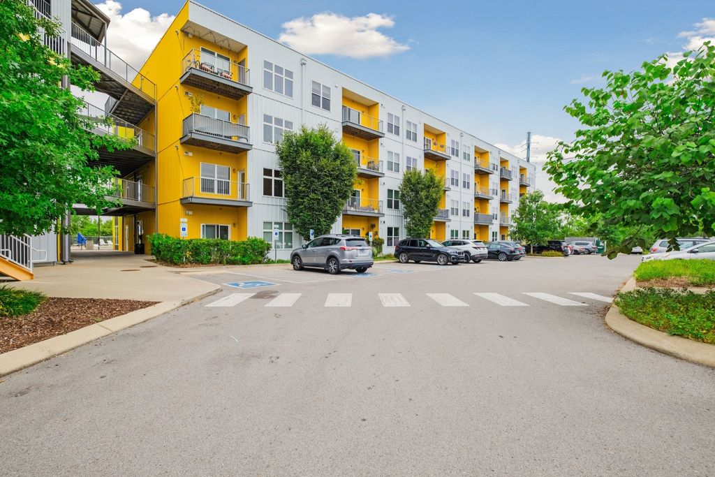 400 Herron Dr 416, Nashville
