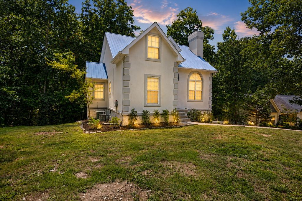 5048 Appalachain Dr, Goodlettsville