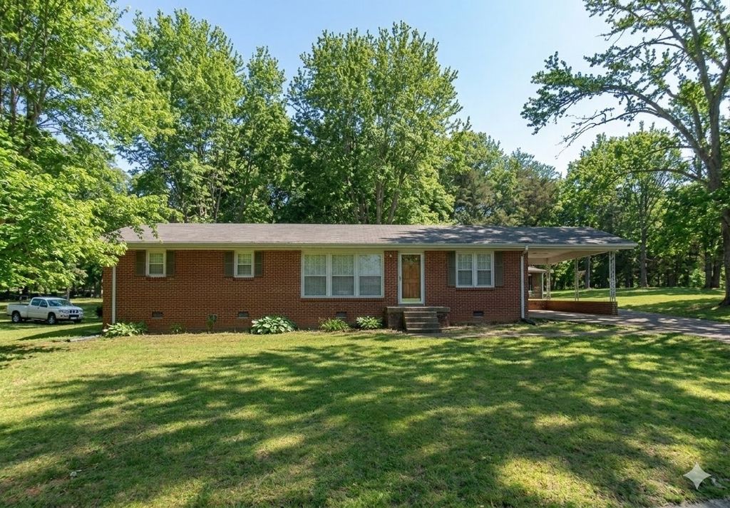740 Driver Cir, Hartsville