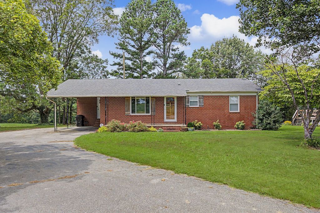 141 Agee Rd, Friendship