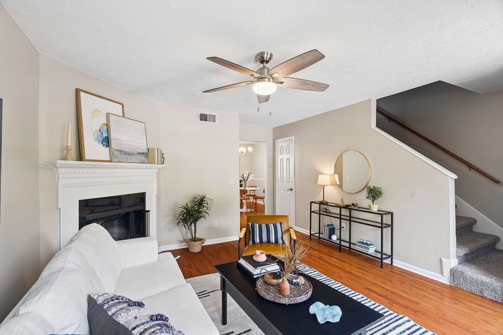 161 Thistle Ln, Hermitage
