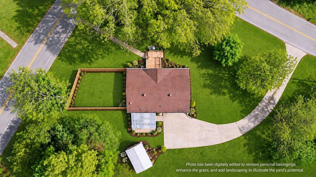 1304 Breeze Ln, Clarksville