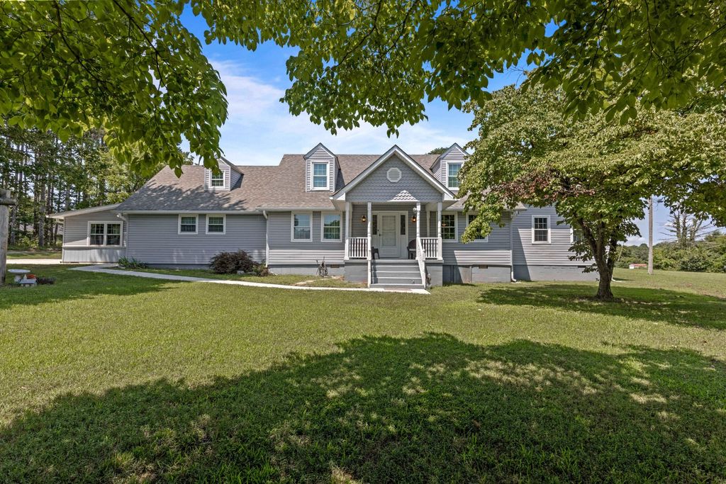 70 Cottage Lane, Chickamauga