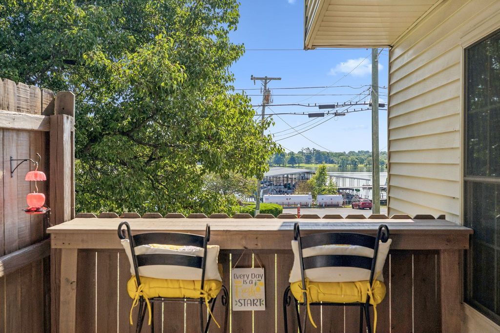 250 Sanders Ferry Rd 50, Hendersonville
