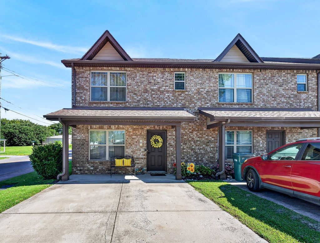 211 Cedar St 1, Lebanon