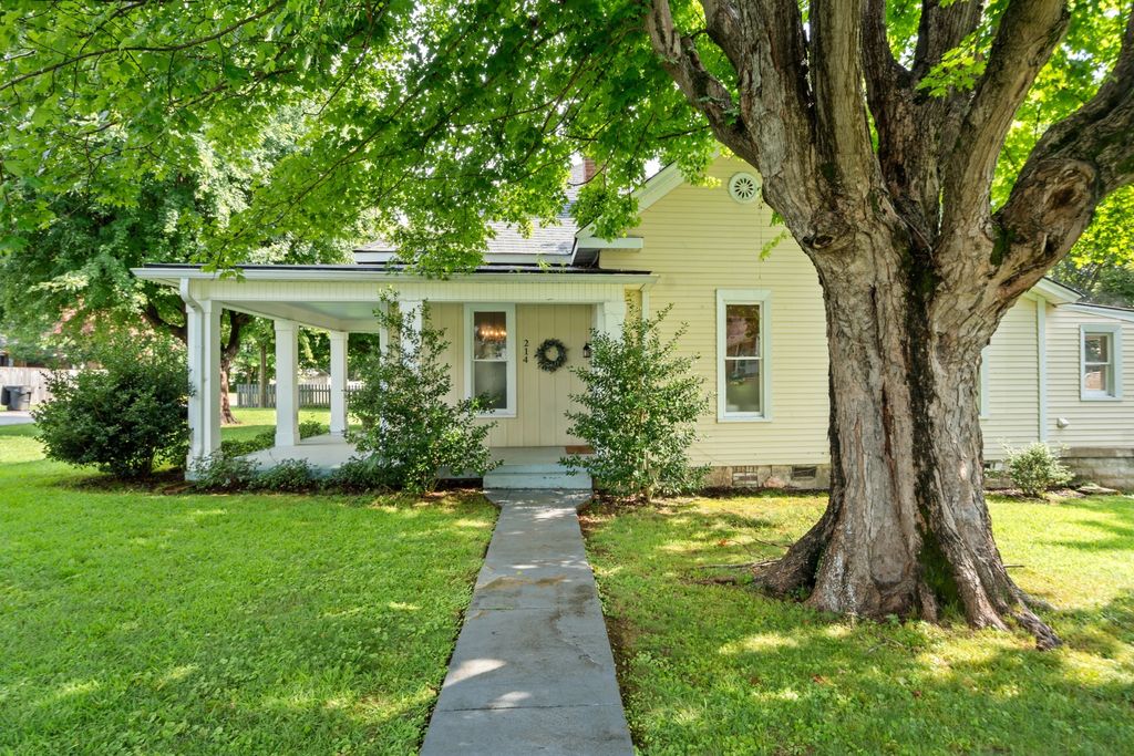 214 2nd Ave, Columbia