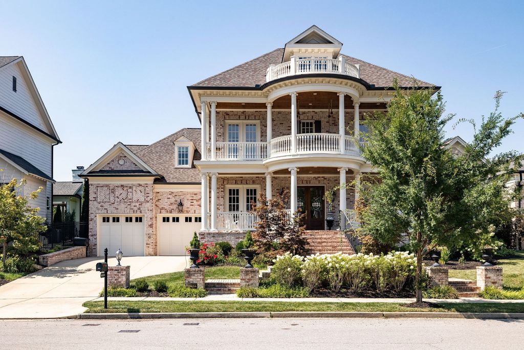 813 Stonewater Blvd, Franklin
