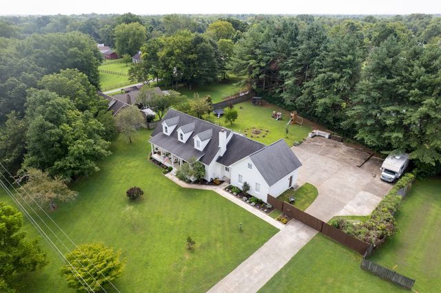 1181 Allen Rd, Murfreesboro