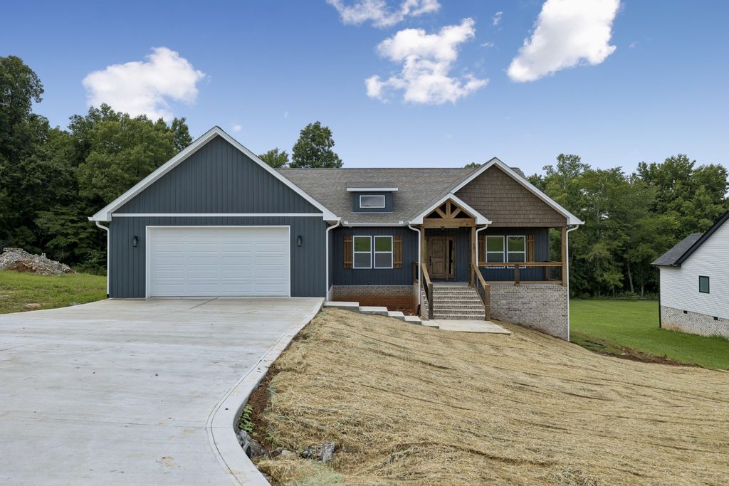625 Farm Ridge Dr, Cookeville