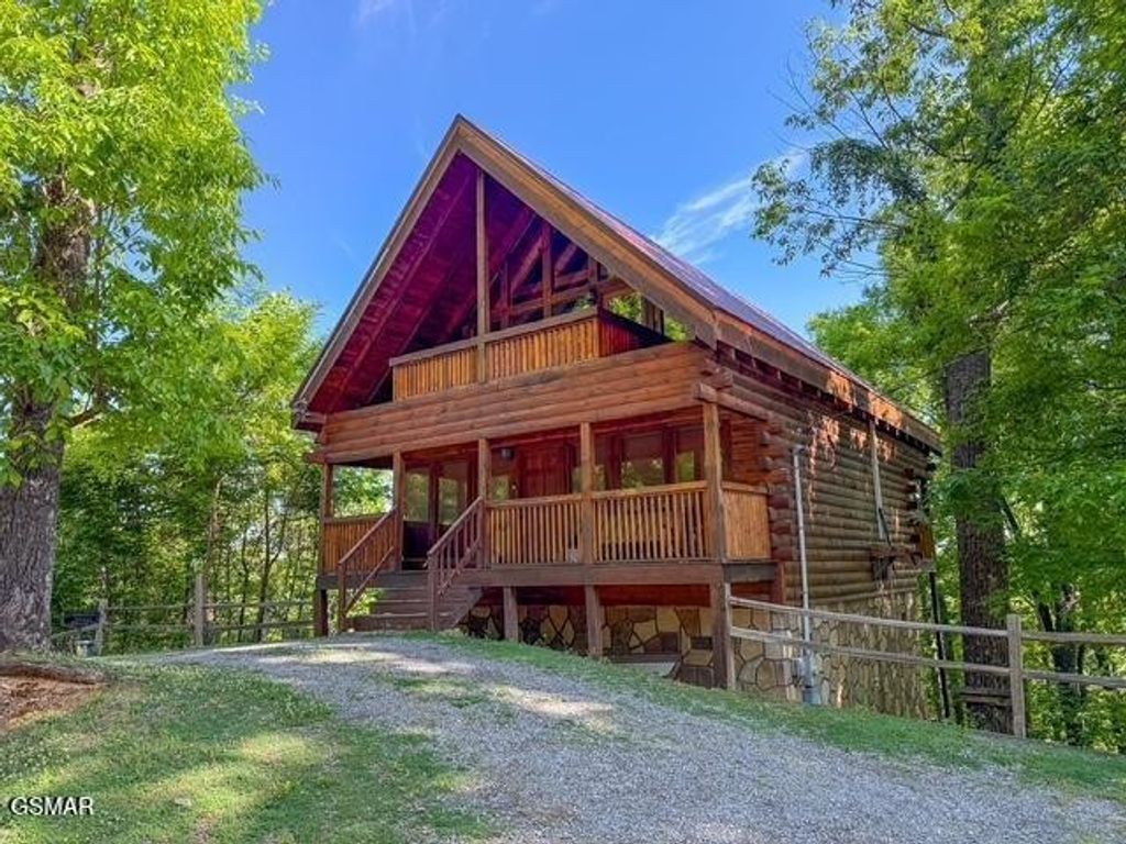 1816 N Dogwood Lane, Sevierville
