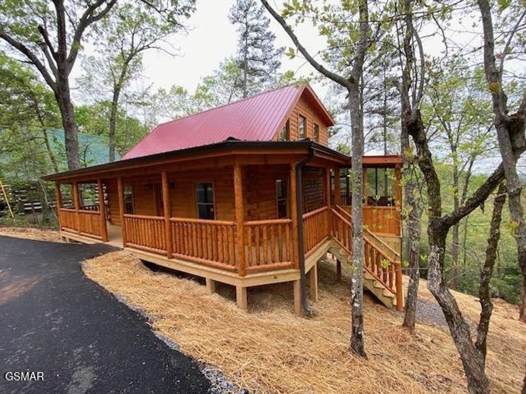 1915 Buckeye View Way, Sevierville