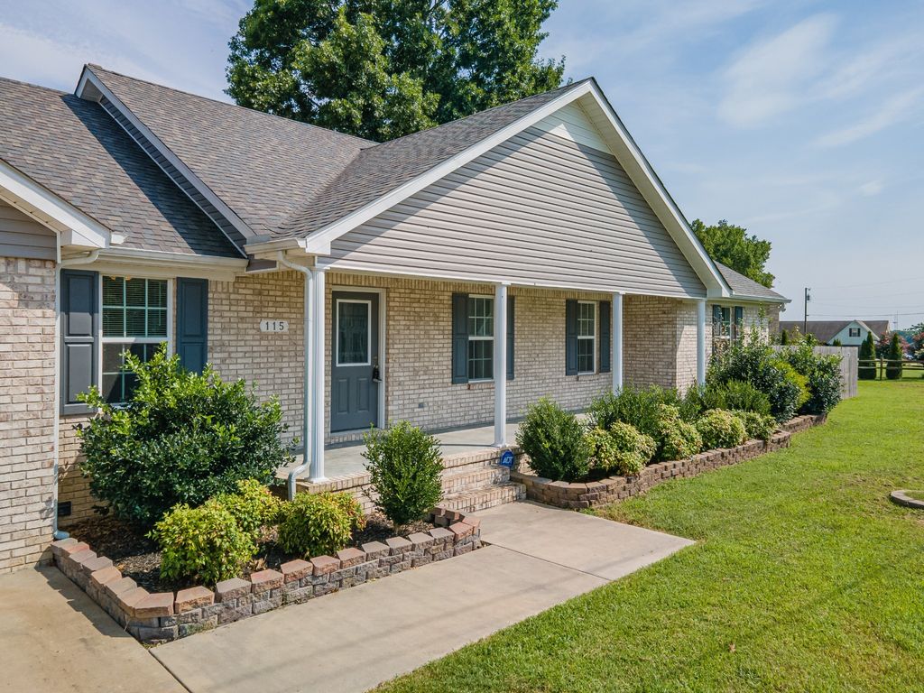 115 Lookout Ln, Pulaski