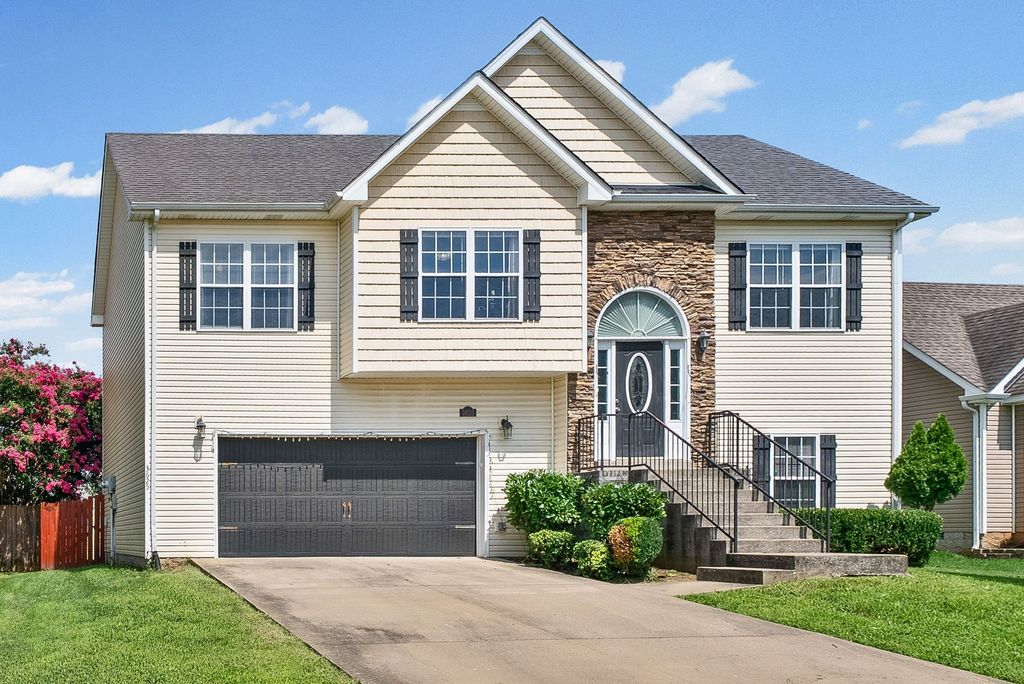 3625 Fox Den Ln, Clarksville