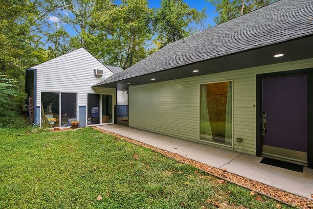 119 Wonder Valley Rd, Hendersonville