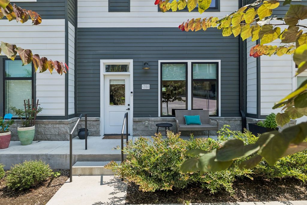 1280 3rd Ave S, Nashville