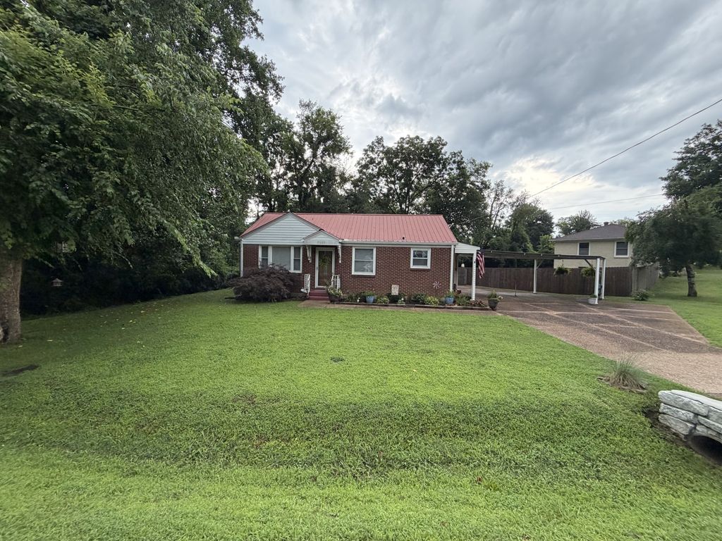 2113 Geneiva Dr, Nashville