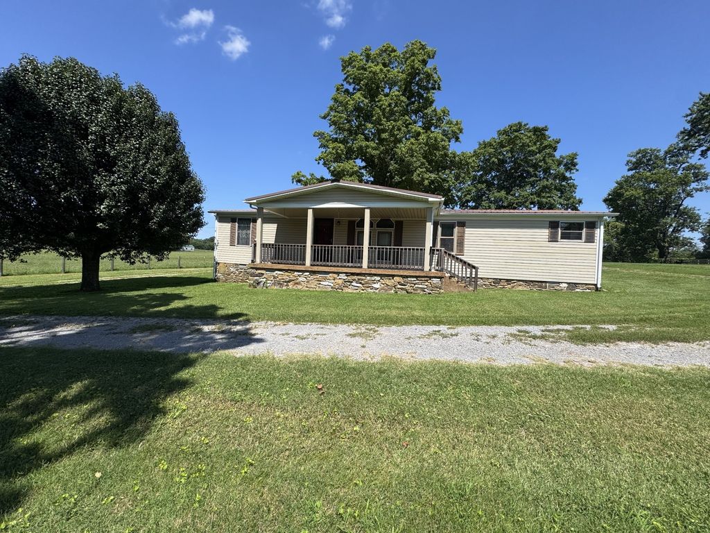 5060 Wilson Pike, Arrington