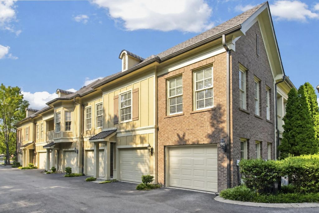 525 Grant Park Dr, Franklin