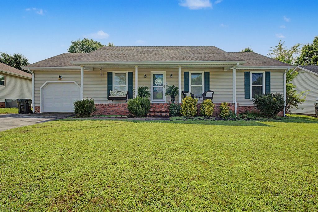 583 Winchester Dr, Hopkinsville