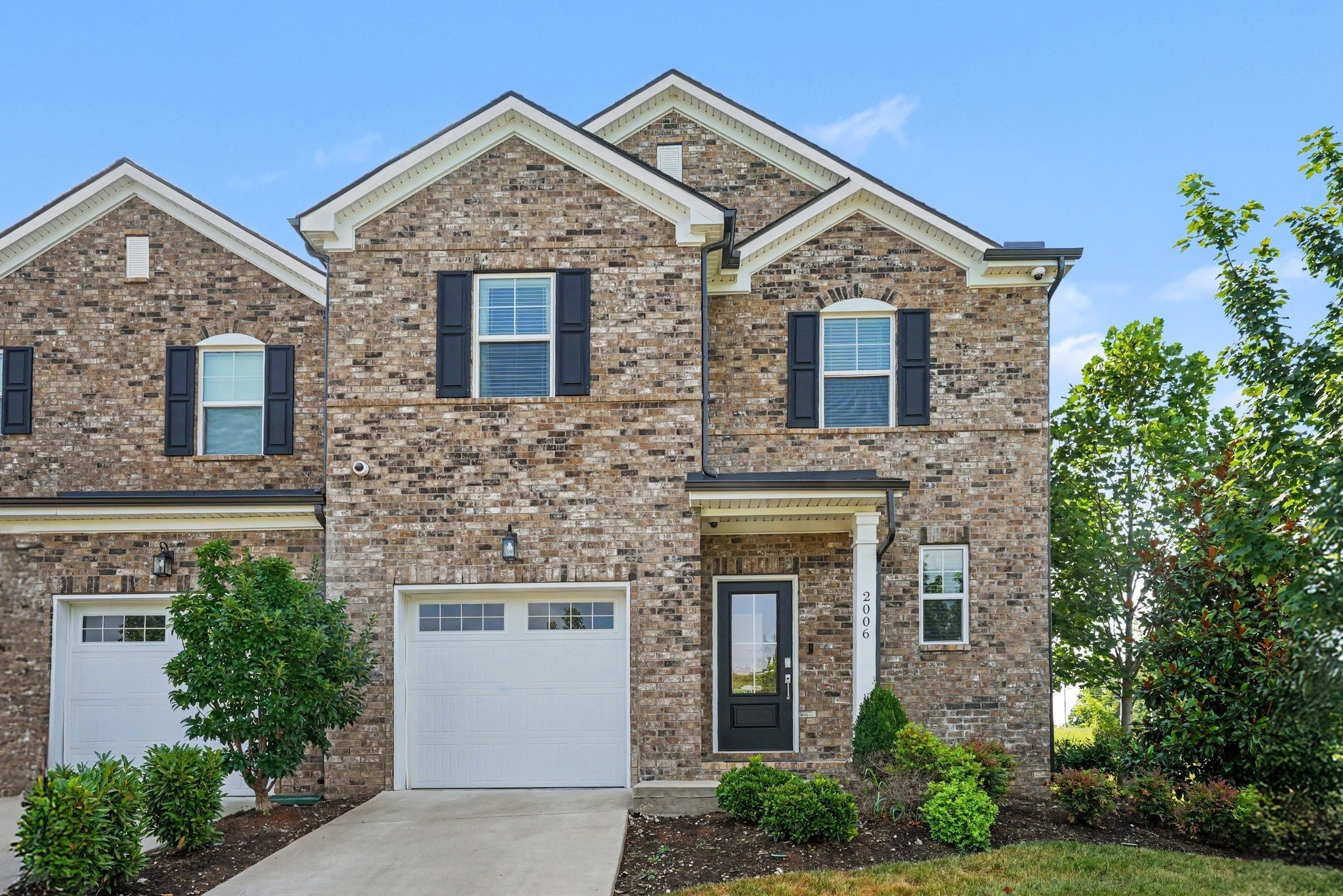 Photo of Listing #3314848