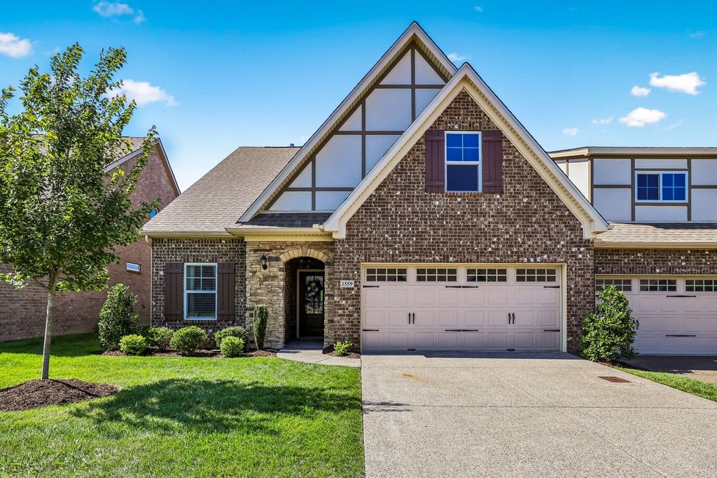 1559 Cedarbrooke Ln, Lebanon