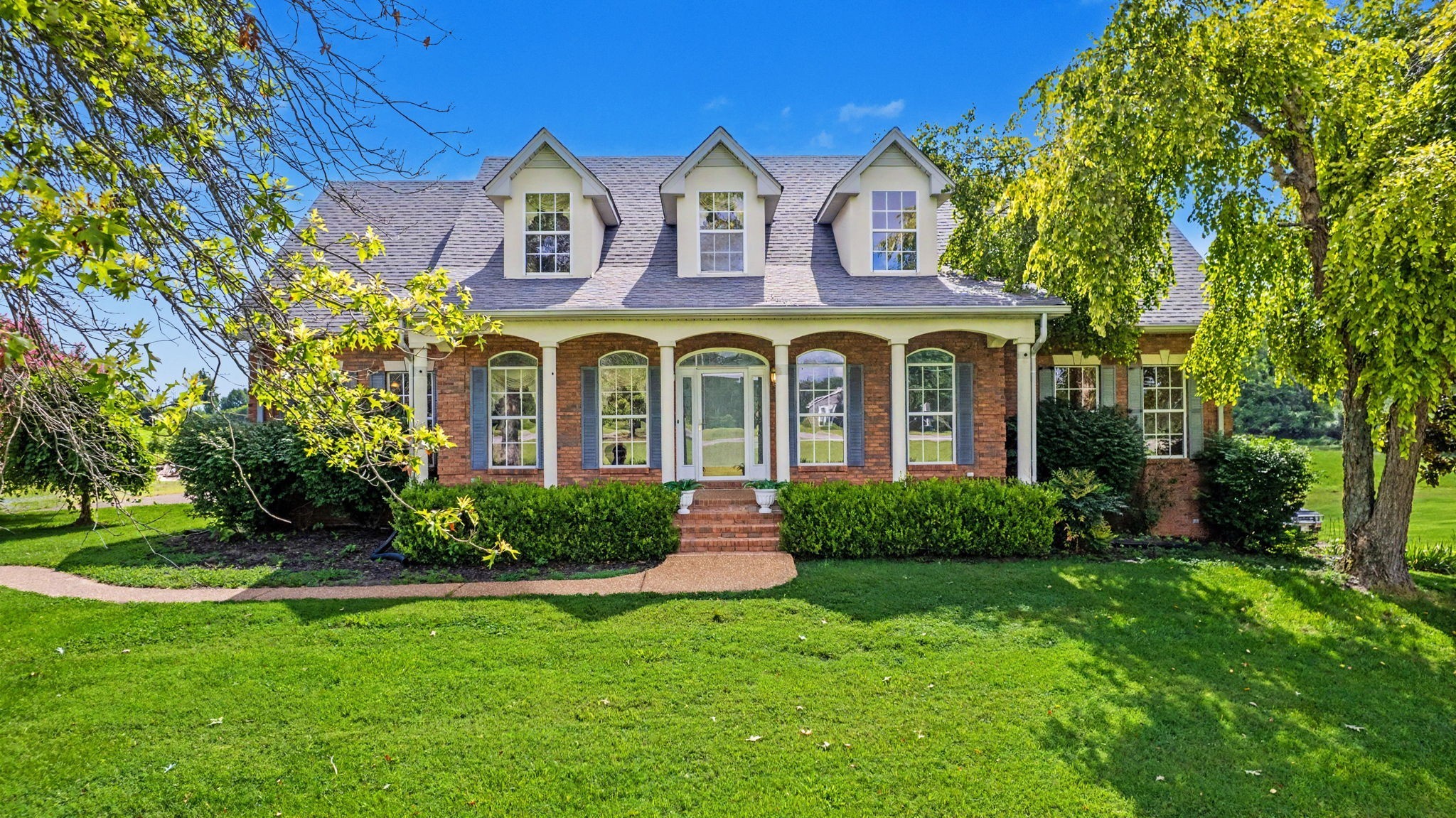 Photo of Listing #3316057