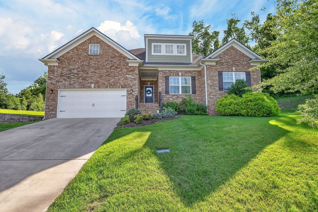 816 Tanager Pl, Lebanon
