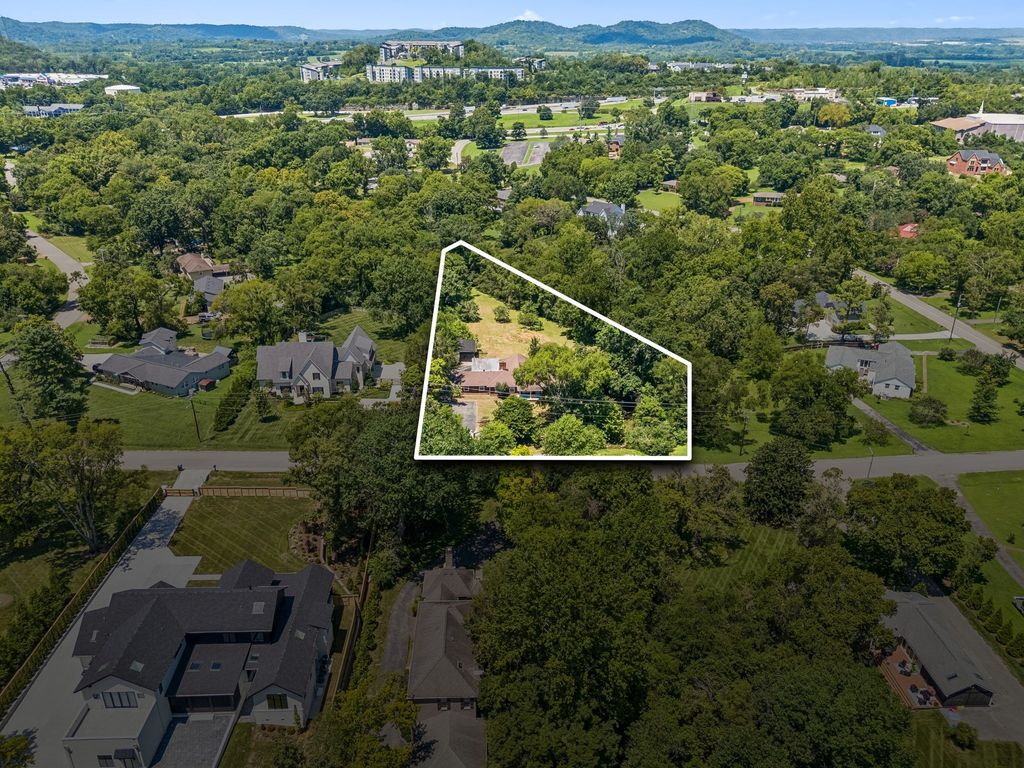 725 Newberry Rd, Nashville