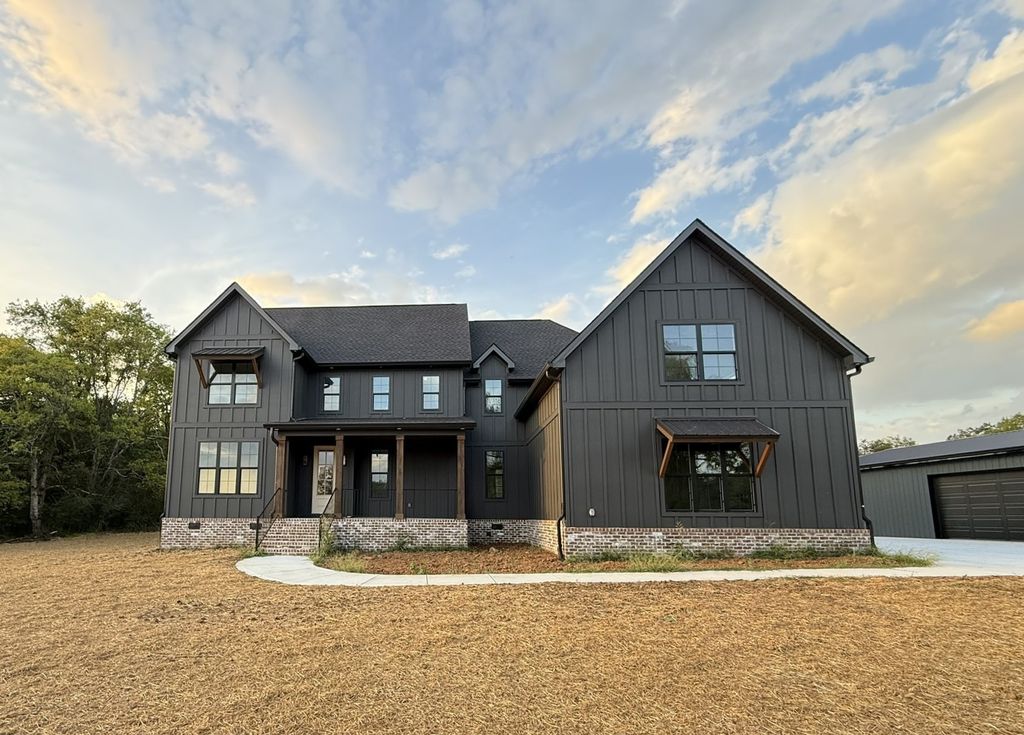 8249 Twelve Corners Rd, Lascassas