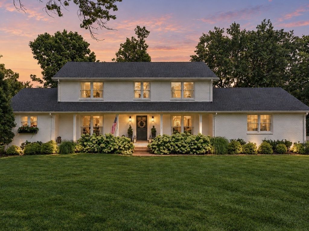 5528 Saddlewood Ln, Brentwood